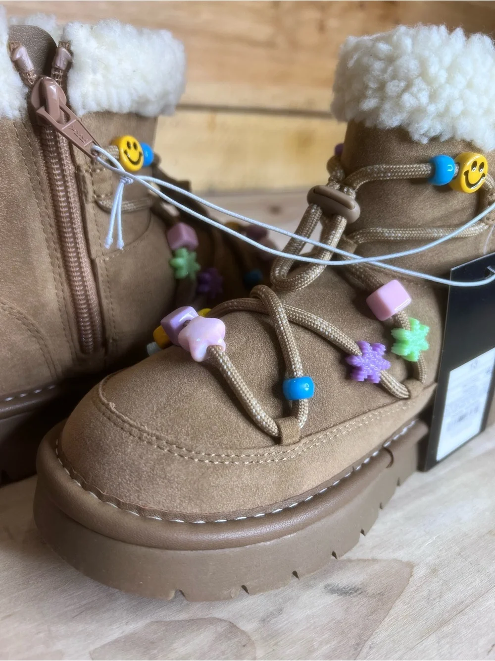Art Class Char Girls' Faux-Sherpa Beaded Lace-Up Boots NWT Size 13